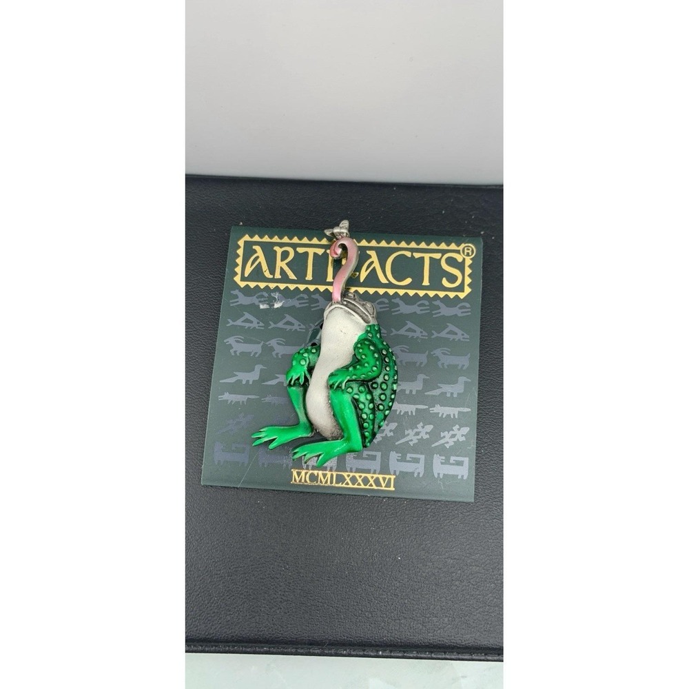 Vintage NOS JJ Jonette Pewter &‎ Enamel  Frog Catching Bug Green Enamel Brooch
